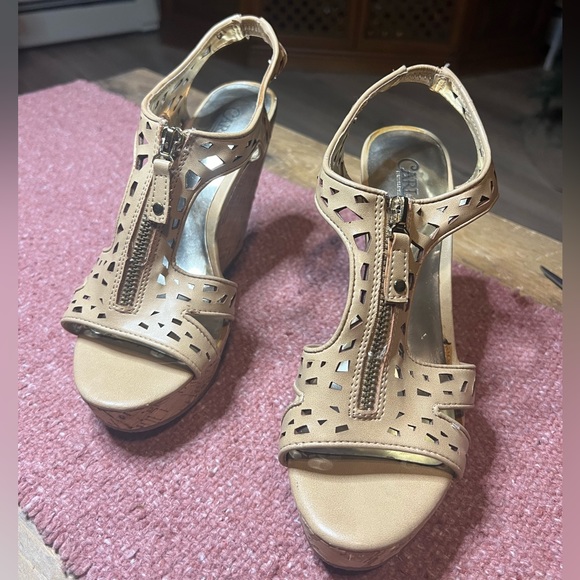Carlos Santana Nude Cork Open-toe Wedges (7.5) - Picture 1 of 5
